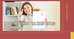 foto ini digunakan untuk artikel yang berjudul "leadership training 7 hal keliru tentang kepemimpinan". ada foto perempuan memegang kertas ujian bernilai A sambil mengacungkan jempol. perempuan itu memiliki rambut panjang berwarna cokelat muda